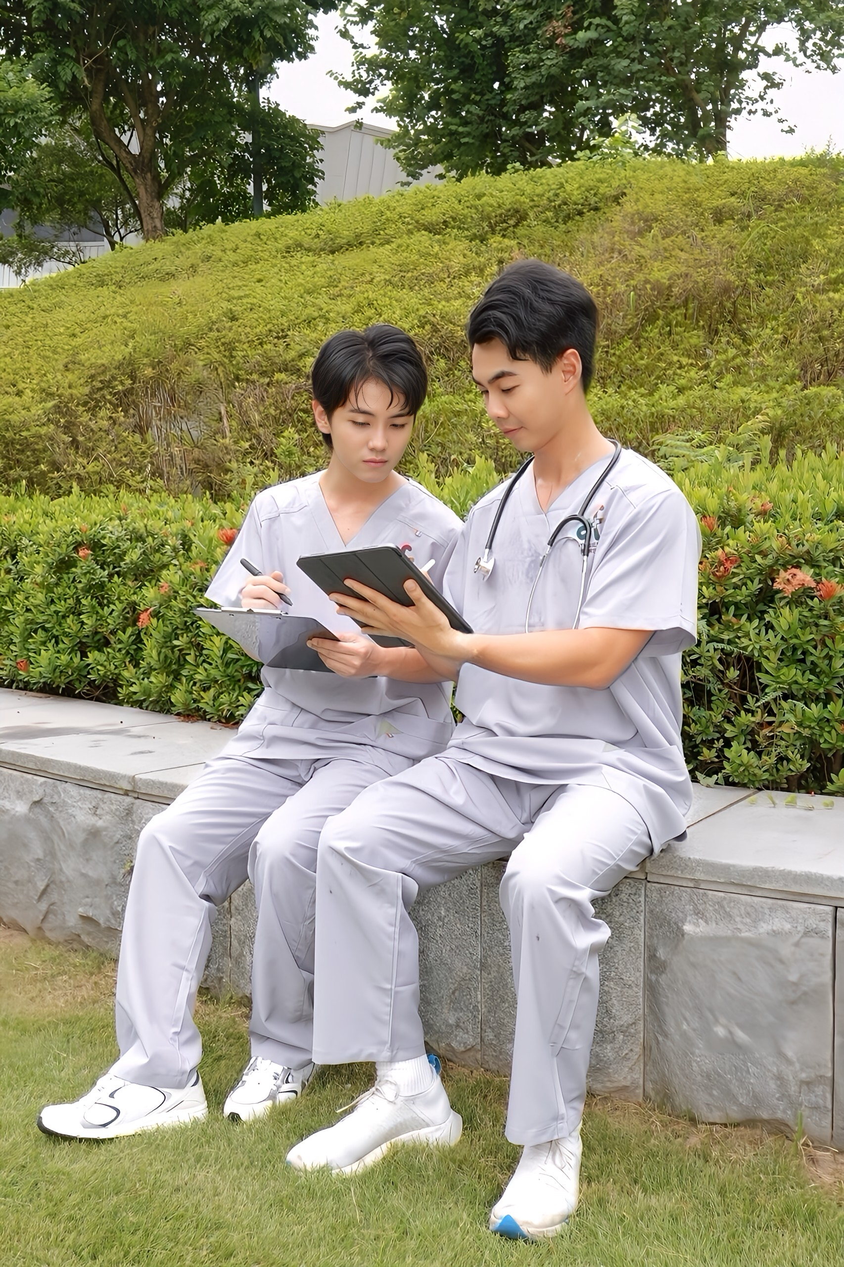 客製化醫療護理服務 - 專業醫護團隊為您提供個人化醫療護理解決方案